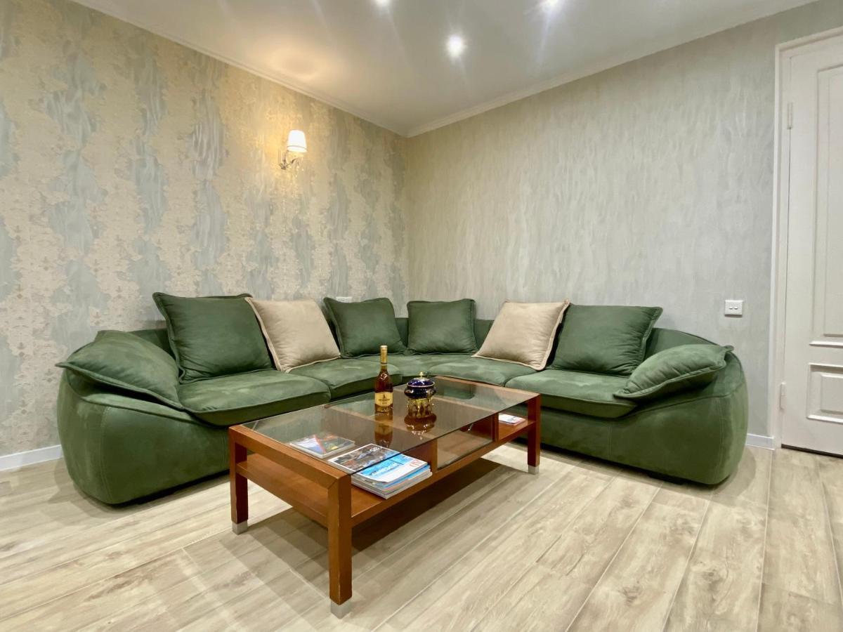 Spacious Dinamo Apartment Tbilisi Exterior foto