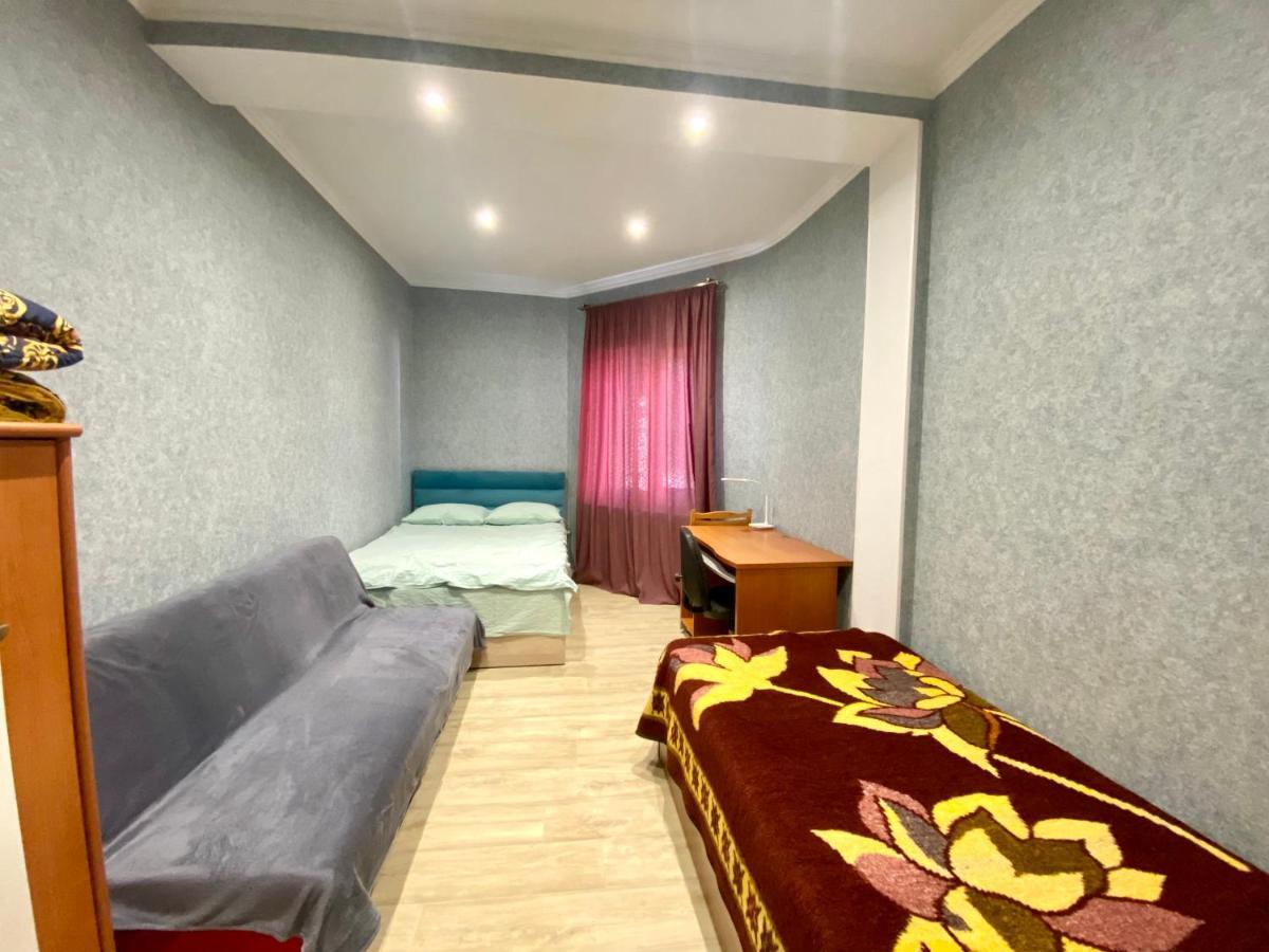 Spacious Dinamo Apartment Tbilisi Exterior foto